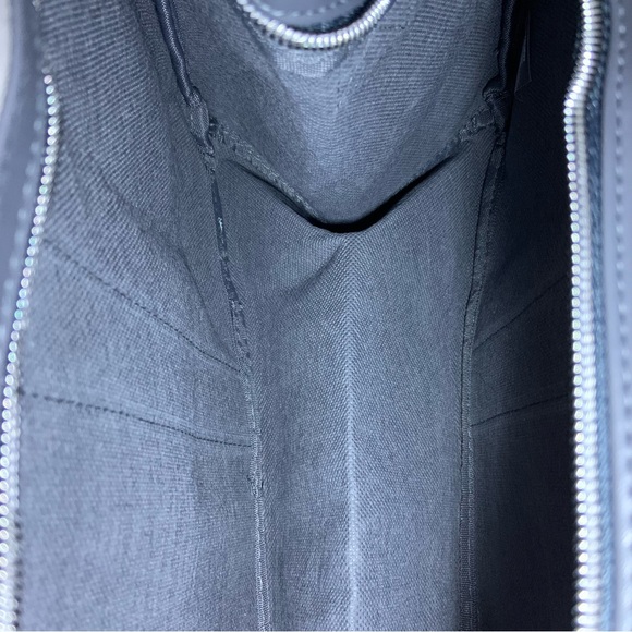 CALVIN KLEIN Fragrances Weekender Travel Duffle Gym Bag Grey color NEW / NWT - Picture 8 of 14